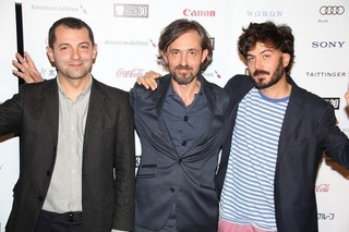 （左から）リュボミル・ムラデノフ監督、ツベタン・アレクシエフ、イバン・ディミトロフ「シップ・イン・ア・ルーム」